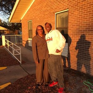 Meet your Posher, Maxine